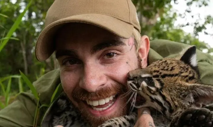 Vini Biólogo é acusado de calote em pacotes de viagem para a Amazônia