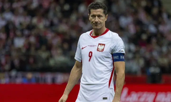 ‘Ele muda o jogo’: Lewandowski revela torcida por azarão na Bola de Ouro