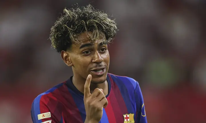 Yamal: ‘Quando penso na Bola de Ouro, vejo Messi e Ronaldinho. Não tem a ver com gols’