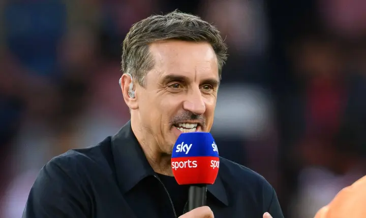 Neville elege brasileiro e ex-Real Madrid como piores contratações do United pós-Ferguson