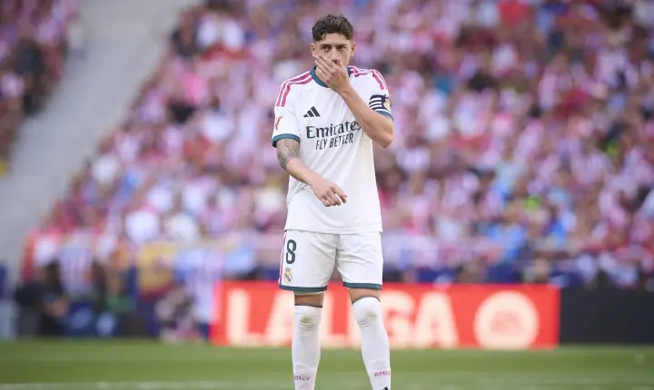 ‘Mourinho já o acusou de ser ingênuo’: Ex-Real Madrid critica Valverde após polêmica em clássico