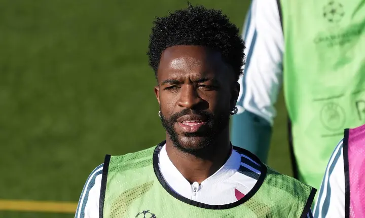 ‘Status não o torna intocável’: O recado de Mourinho para Vinícius Junior no Real Madrid