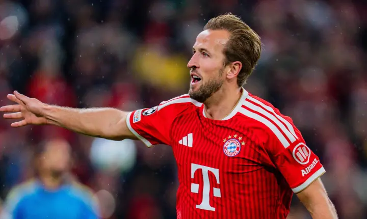 Kane reforça que será injustiçado se não levar Bola de Ouro, mas Arsenal para o Bayern