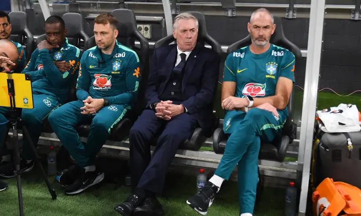 Futebol pobre da seleção brasileira repete erros de Ancelotti em preocupante empate com a Austrália