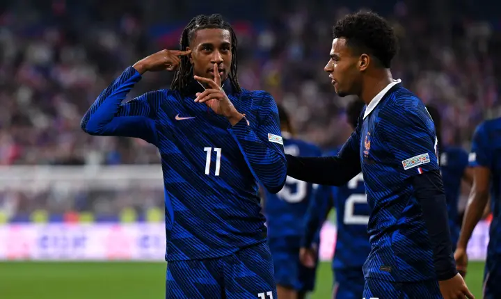 Bélgica impõe cenário novo à França de Zidane, que recorre à força do elenco para vencer