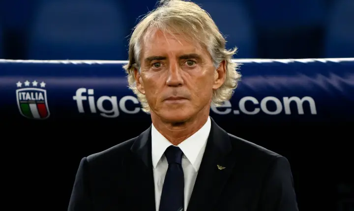 ‘Não é problema meu’: Mancini, ex-técnico do Manchester City, se posiciona sobre polêmica