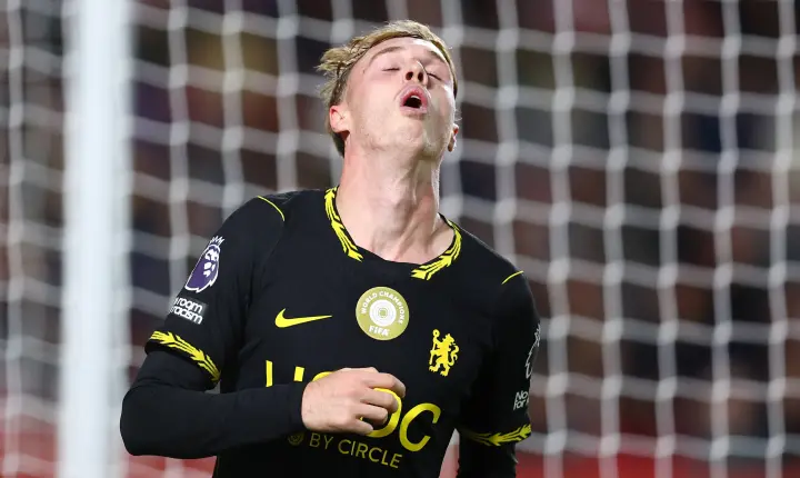 Derrota para o Brentford impõe cenário novo ao Chelsea, que vê principal virtude não funcionar