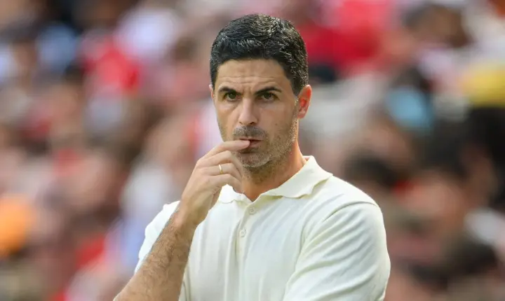 ‘É preciso se perguntar’: Lenda do Arsenal ‘perdoa’ falhas no mercado após eliminação