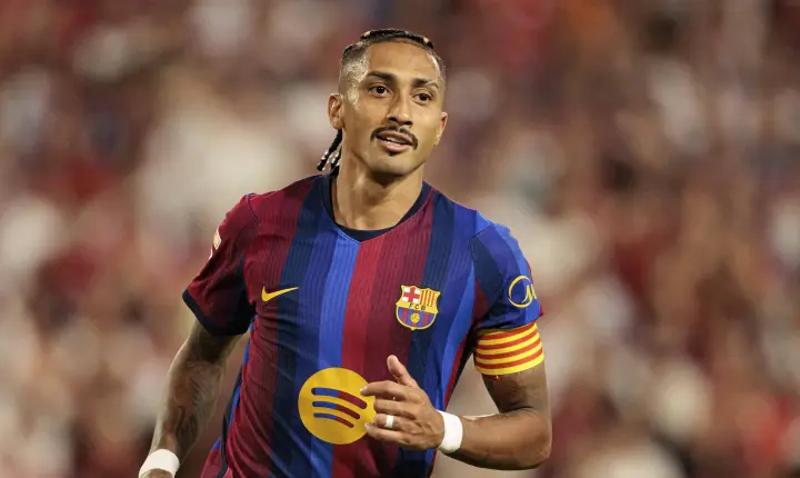 Raphinha supera marca de Messi em LaLiga e impressiona até rival: ‘Por que não está na Bola de Ouro?’