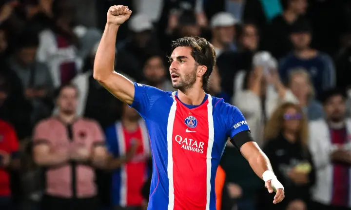 Em alta no PSG, Ferran Torres explica conexão vitoriosa com Luis Enrique
